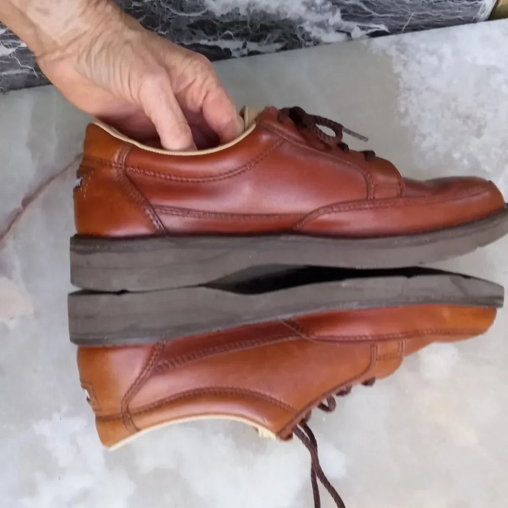 Rockport Men's Brown Oxfords